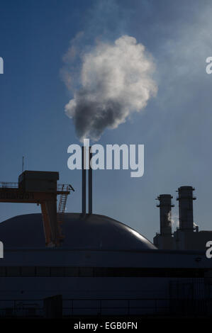 Verbrennungsanlage bei Marchwood, Southampton, wo lokale Restmüll verbrannt wird, um Strom zu erzeugen. Stockfoto