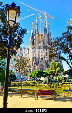 Sagrada Familia von Antoni Gaudi Architekten entworfen. Barcelona, Katalonien, Spanien. Stockfoto