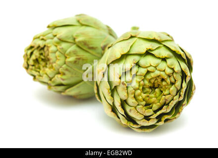Artischocke isoliert auf weißem Hintergrund Stockfoto