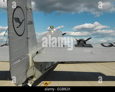 Original Junkers JU 52 der Deutschen Lufthansa Berlin-Stiftung, auch genannt "Tante Ju" ("Tante Ju"), erste Ganzmetall-Flugzeug. Stockfoto