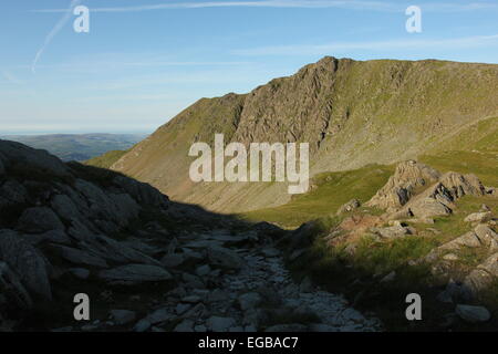 Dow Crag aus Ziegen-Haus Stockfoto