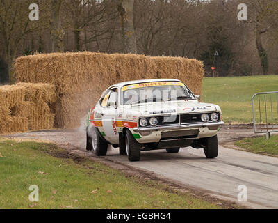 Warwickshire, UK. 21. Februar 2015. Vauxhall Firenza Rally Car auf Special Stage Race Retro Veranstaltung 21.02.2015 Credit: Martyn Goddard/Alamy Live News Stockfoto