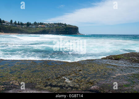 Ansicht von Bilgola Beach, einem beliebten Strand und einer der berühmten Sydneys Nordstrände, new South Wales, Australien Stockfoto