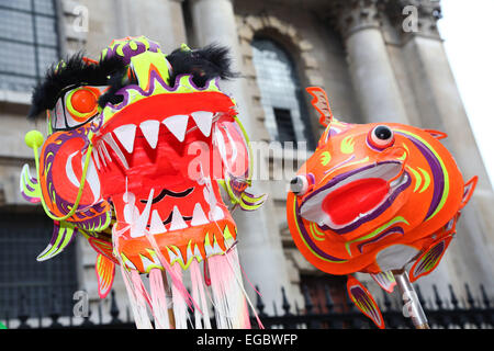 London, UK. 22. Februar 2015. Chinesische Neujahr Parade 2015, London für das Jahr der Ziege oder Schaf. Bildnachweis: Paul Brown/Alamy Live-Nachrichten Stockfoto