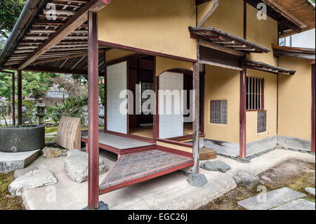 Das Yugao-tei Teehaus (1774) in Kenroku-en, Kanazawa, einer der drei Großen Gärten Japans Stockfoto