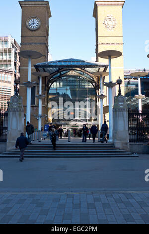 Liverpool Street, auch bekannt als London Liverpool Street, ist eine zentrale London Kopfbahnhof und Londoner U-Bahn verbunden. Stockfoto