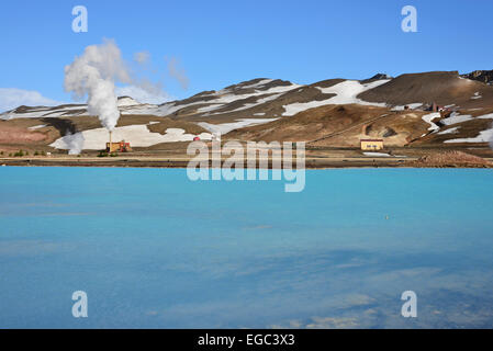 Bjarnarflag Geothermie-Kraftwerk, in der Nähe von See Myvatn, Heißdampf, Schnee, Winter, Island Stockfoto