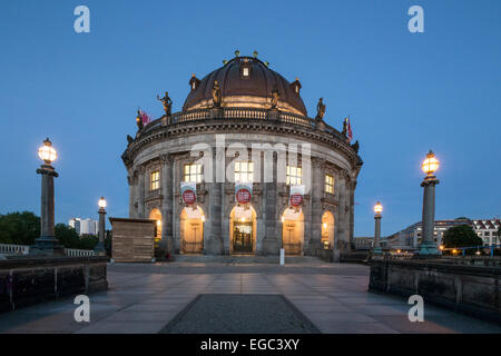 Fluss Spree, Bode-Museum in Berlin Mitte, Deutschland Stockfoto