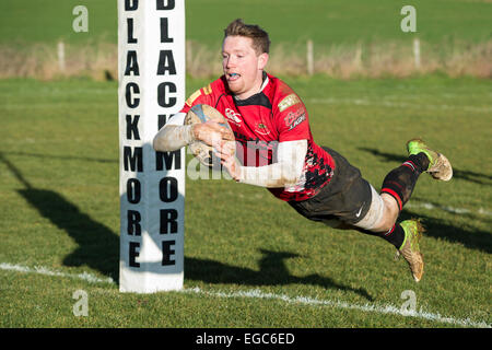 Rugby-Spieler scoring versuchen. Stockfoto