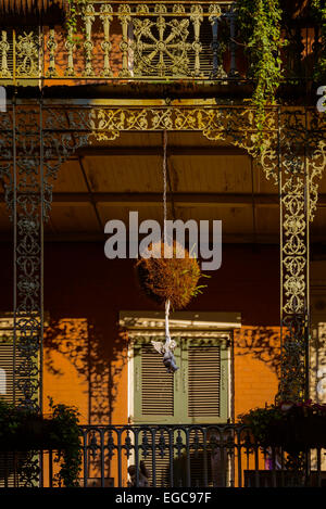 Eisen Spitze Balkone in Royal Street, New Orleans Stockfoto