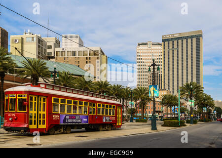 Straßenbahn an der Canal Street in New Orleans, LA Stockfoto