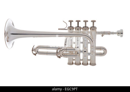 Silberne Trompete Musikinstrument auf weißem Hintergrund Stockfoto