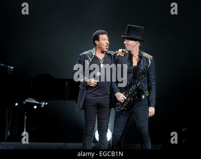 Stockholm, Schweden am 22. Februar 2015. Amerikanischer Sänger Lionel Richie bei Ericsson Globe auf alle Hits, All Night Long World Tour 2015 durchführen.  Bildnachweis: Aija Lehtonen/Alamy Live-Nachrichten Stockfoto