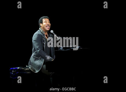 Stockholm, Schweden am 22. Februar 2015. Amerikanischer Sänger Lionel Richie bei Ericsson Globe auf alle Hits, All Night Long World Tour 2015 durchführen.  Bildnachweis: Aija Lehtonen/Alamy Live-Nachrichten Stockfoto