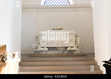 Sarcophag Christian VI. im Dom zu Roskilde in Dänemark Stockfoto