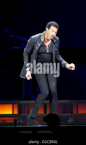 Stockholm, Schweden am 22. Februar 2015. Amerikanischer Sänger Lionel Richie bei Ericsson Globe auf alle Hits, All Night Long World Tour 2015 durchführen.  Bildnachweis: Aija Lehtonen/Alamy Live-Nachrichten Stockfoto