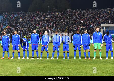 Ghencea-Stadion, Rumänien ROU. 22. Februar 2015. Das Team von Steaua Bukarest zu Beginn des Spiel ich zwischen Steaua Bukarest ROU und Rapid Bukarest ROU am Ghencea-Stadion, Rumänien ROU Rumänien-Liga. Catalin Soare/Cal Sport Media/Alamy Live-Nachrichten Stockfoto