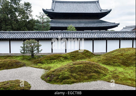 Der südliche Garten des Hōjō (das Quartier des Abtes) im Tempel Tofuku-JI Zen, entworfen von Shigemori Mirei im Jahre 1939 (Kyoto, Japan) Stockfoto