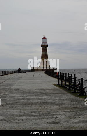 Roker Pier an einem kalten Wintertag. Stockfoto