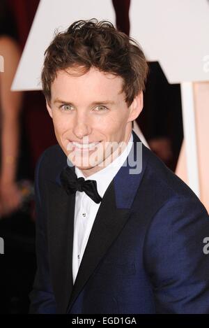 Los Angeles, CA, USA. 22. Februar 2015. Eddie Redmayne!!! VEREINIGTES KÖNIGREICH HERAUS!!! für die 87. Academy Awards Oscars 2015 - Ankünfte 2, Dolby Theater in Hollywood und Highland Center, Los Angeles, CA 22. Februar 2015. Bildnachweis: Elizabeth Goodenough/Everett Collection/Alamy Live-Nachrichten Stockfoto