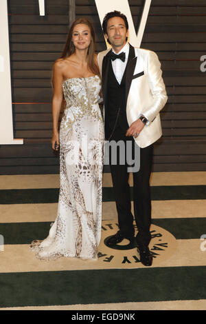 Schauspieler Adrien Brody und Lara Lieto besuchen die Vanity Fair Oscar Party im Wallis Annenberg Center für darstellende Künste in Beverly Hills, Los Angeles, USA, am 22. Februar 2015. © Dpa picture-Alliance/Alamy Live News Bildnachweis: Dpa picture-Alliance/Alamy Live News Stockfoto