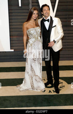 Schauspieler Adrien Brody und Lara Lieto besuchen die Vanity Fair Oscar Party im Wallis Annenberg Center für darstellende Künste in Beverly Hills, Los Angeles, USA, am 22. Februar 2015. © Dpa picture-Alliance/Alamy Live News Bildnachweis: Dpa picture-Alliance/Alamy Live News Stockfoto