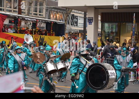 300. Geburtstag der Stadt Karlsruhe, jährlichen Karneval und Fasching-Parade, Stockfoto