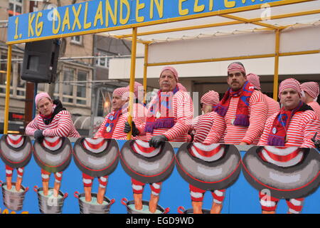 300. Geburtstag der Stadt Karlsruhe, jährlichen Karneval und Fasching-Parade, Stockfoto