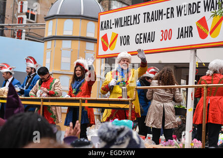 300. Geburtstag der Stadt Karlsruhe, jährlichen Karneval und Fasching-Parade, Stockfoto