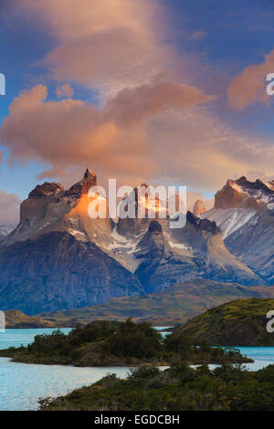 Chile, Patagonien, Torres del Paine Nationalpark (UNESCO-Website), See Peohe
