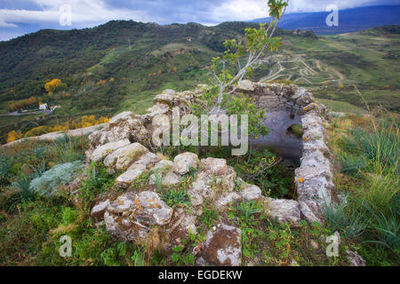 Ruinen des byzantinischen Klosters St. Retter der Placa, S. Salvatore della Placa in Sizilien, Francavilla Stockfoto