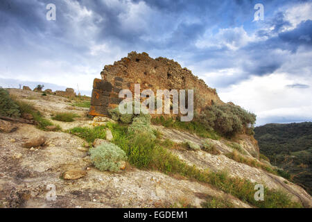 Ruinen des byzantinischen Klosters St. Retter der Placa, S. Salvatore della Placa in Sizilien, Francavilla Stockfoto