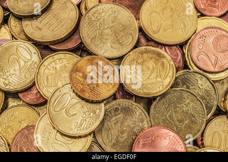 Viele verschiedene Eurocent-Münzen Stockfoto