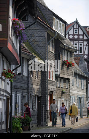 Gasse in der historischen Altstadt Goslar, Niedersachsen, Deutschland Stockfoto