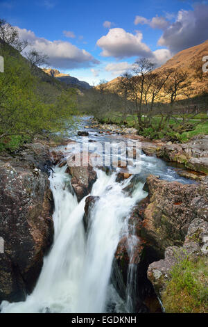 Wasserfall, Lower Falls, Glen Nevis, Ben Nevis, Highland, Schottland, Großbritannien, Vereinigtes Königreich Stockfoto