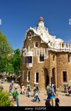 Casa del Guarda, Park Güell, Architekt Antoni Gaudi, UNESCO World Heritage Site Park Güell, katalanischen Modernisme Architektur, Jugendstil, Barcelona, Katalonien, Spanien Stockfoto