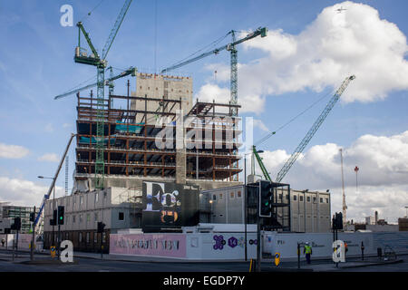 Neue US-Botschaft im Bau auf dem Nine Elms-Gelände in Battersea, Südlondon. Stockfoto