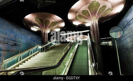 Eine ausgefallene u-Bahnstation in Frankfurt, Deutschland Stockfoto