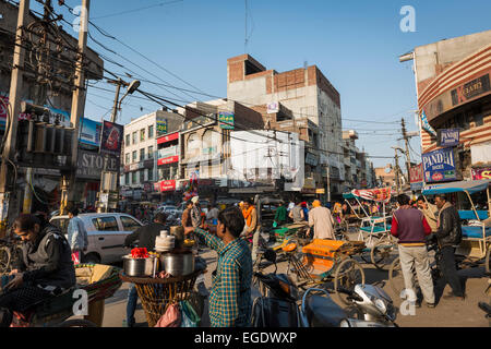 Chaotisch und lebhaften Stadtzentrum von Amritsar, Punjab, Indien Stockfoto