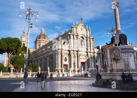 Kathedrale von St. Agatha, Catania, Sizilien. Duomo di Catania. Sakralarchitektur in Catania, Sizilien, Italien. Stockfoto