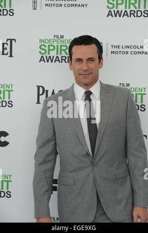 SANTA MONICA, Kalifornien - 1. März 2014: Jon Hamm bei 2014 Film Independent Spirit Awards am Strand in Santa Monica, Kalifornien. Stockfoto