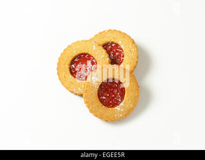 Spritzgebäck mit roten Johannisbeeren gefüllt erhalten namens Linzer Augen Stockfoto