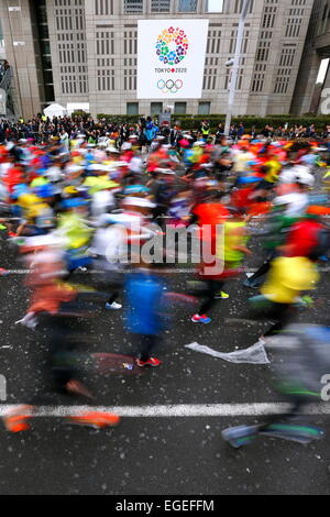 Tokio, Japan. 22. Februar 2015. Gesamtansicht Marathon: Tokyo Marathon 2015 in Tokio, Japan. © Sho Tamura/AFLO SPORT/Alamy Live-Nachrichten Stockfoto