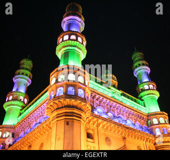 Erbe Land Mark Charminar beleuchtet während der UN-Konferenz der Parteien-11 Oktober 15,2012 in Hyderabad, AP, Indien. Stockfoto