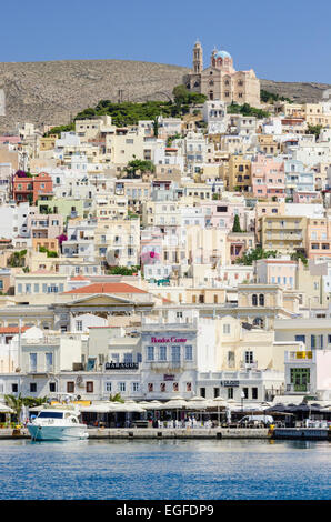 Ermoupoli Waterfront, Insel Syros, Kykladen, Griechenland Stockfoto