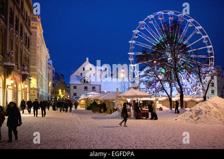 Abend in der Altstadt-Weihnachten. Riga. Riesenrad Stockfoto