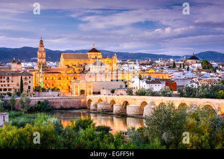 Córdoba, Spanien alt Stadt Skyline in der Moschee-Kathedrale. Stockfoto