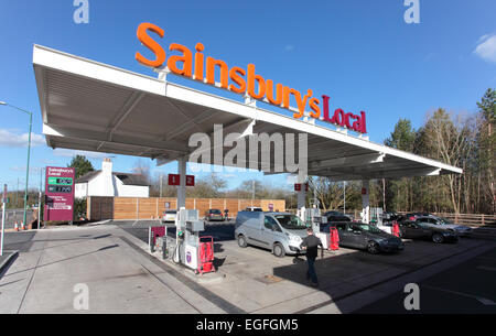 Sainsbury lokalen Tankstelle Stockfoto