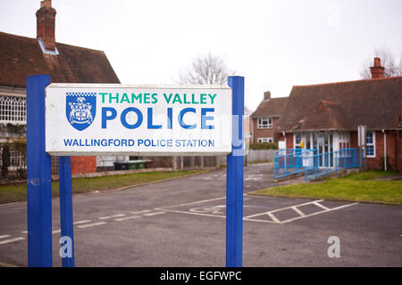 Gesamtansicht von Wallingford Polizeistation. Thames Valley Polizei will die Station im Rahmen der Sparmaßnahmen zu verkaufen Stockfoto