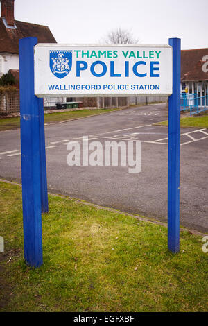 Gesamtansicht von Wallingford Polizeistation. Thames Valley Polizei will die Station im Rahmen der Sparmaßnahmen zu verkaufen Stockfoto